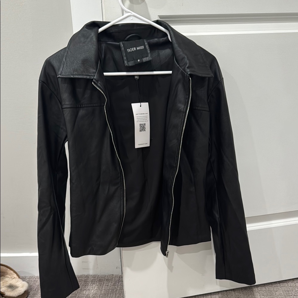 Tiger Mist Black Women's Jacket